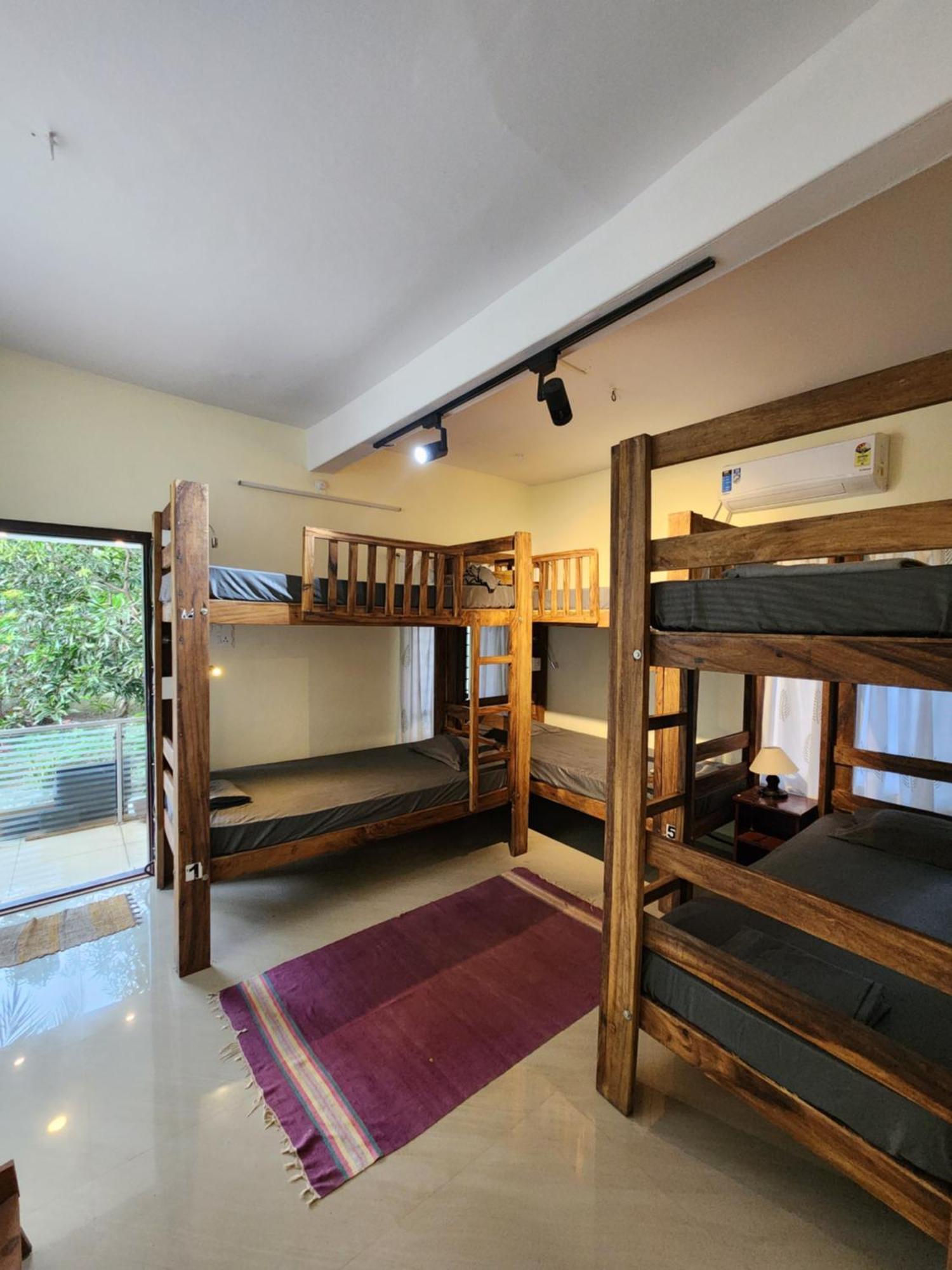 Albergue Cliff & Coral Varkala Exterior foto