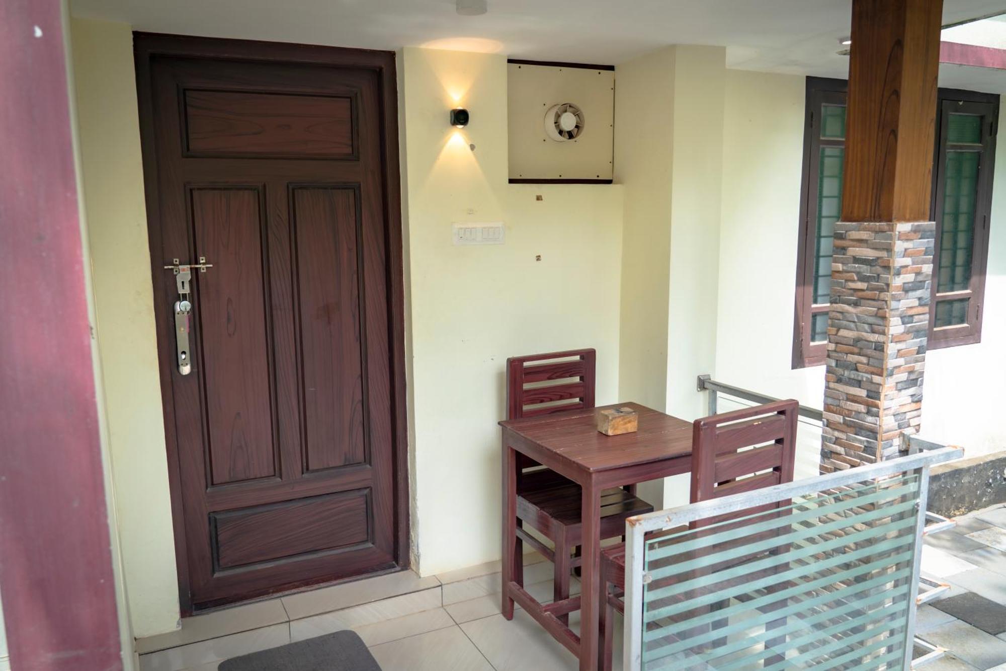 Albergue Cliff & Coral Varkala Exterior foto